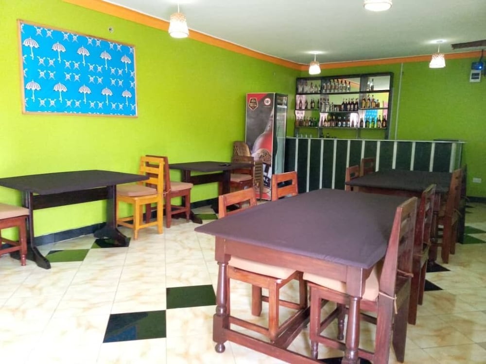 Sipi Travellers Lodge view 3