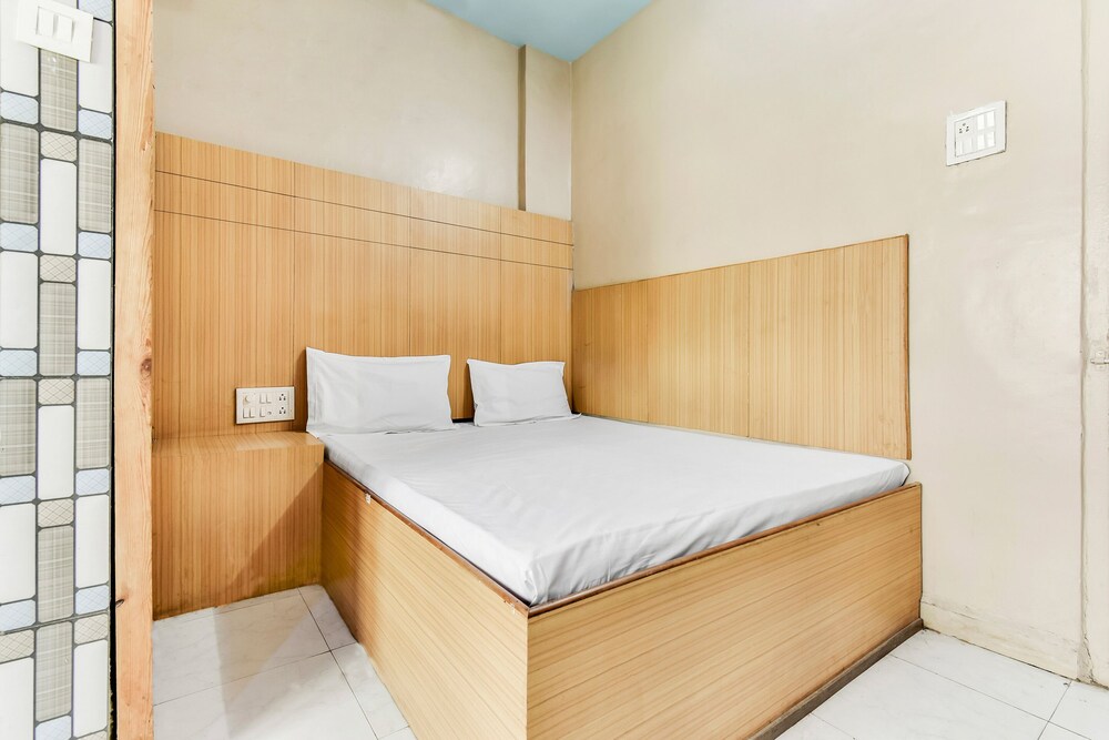 SPOT ON 40292 Hotel Shangrila Inn - Property Image 9