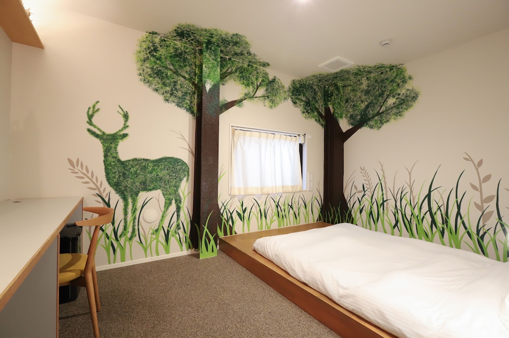 E10HOSTEL