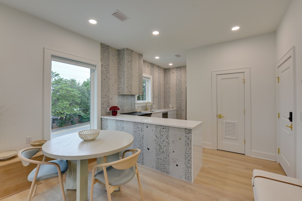 Walk to Gulf: Charming Santa Rosa Beach Duplex!