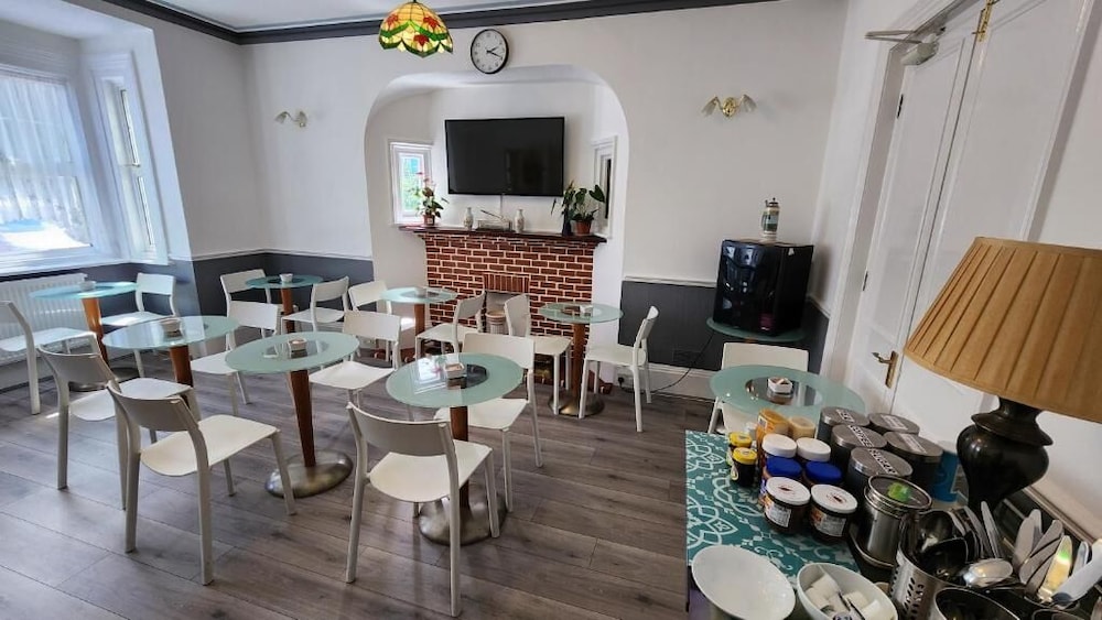 Gatwick Castle B&B
