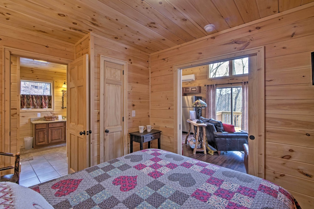 Hot Tub & Views: Charming Bryson City Cabin! view 3