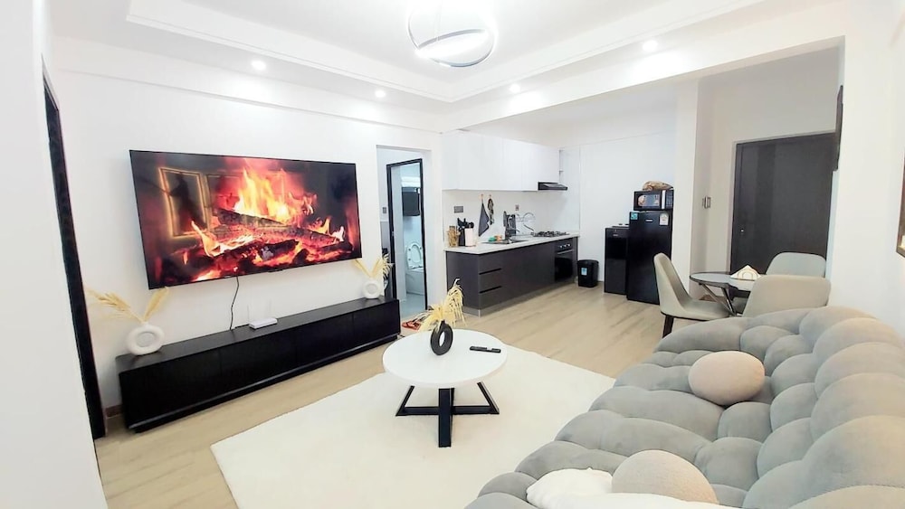 Luxurious Nairobi Condo With Rooftop Pool & Gym