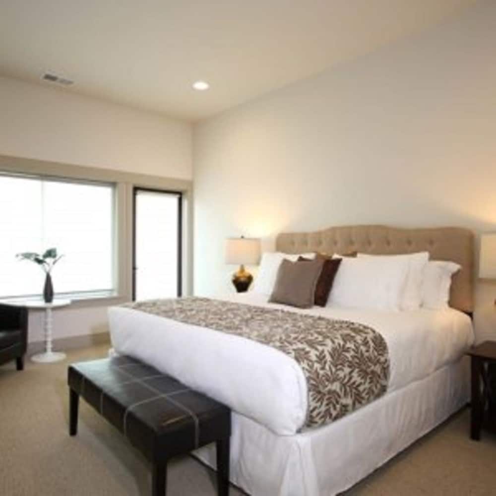 Vineyard View Inn