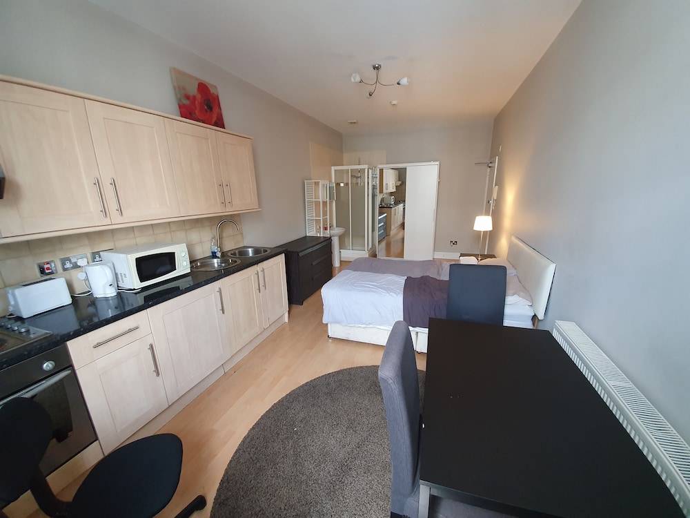 Studio Apartment in South Kensington 11