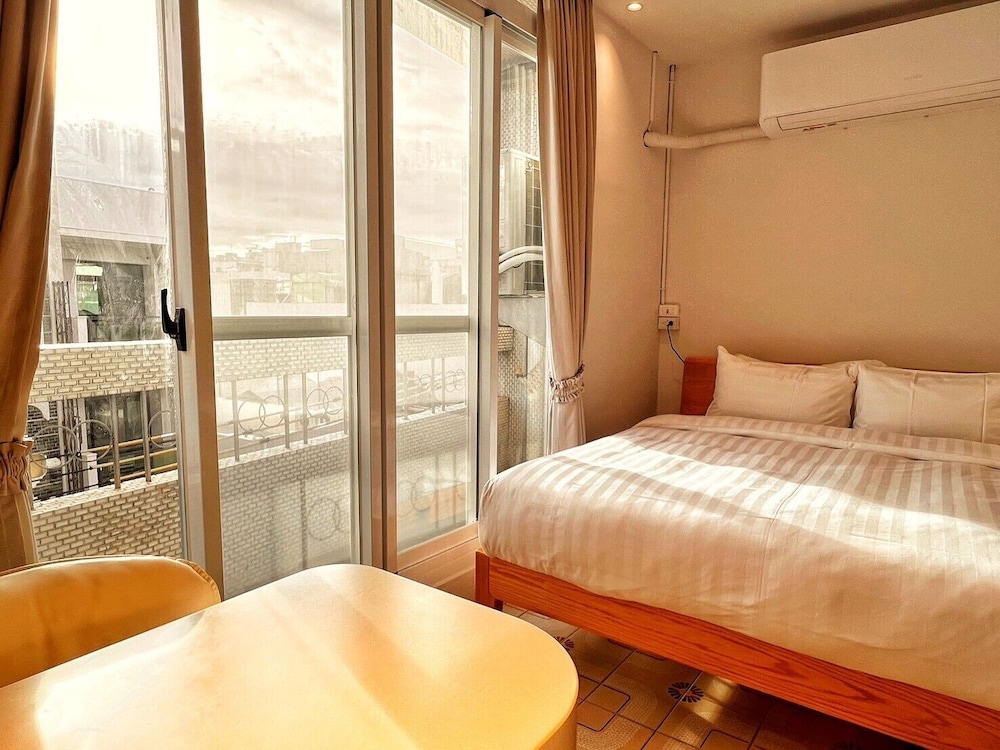 Mansion122 view 2