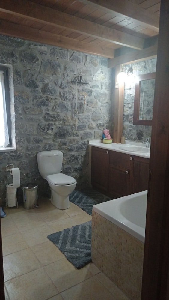 Vitina Number 5 House