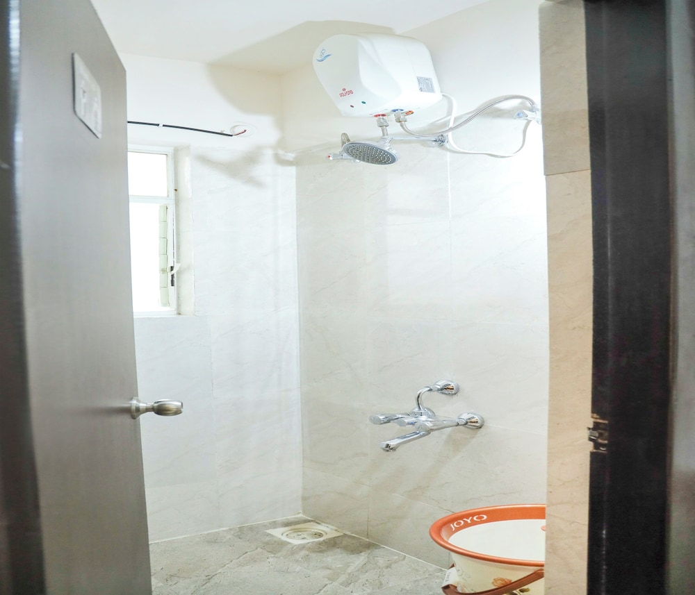 Copper 11 Service Apartments -SB Road, Shivaji Nagar, Pune