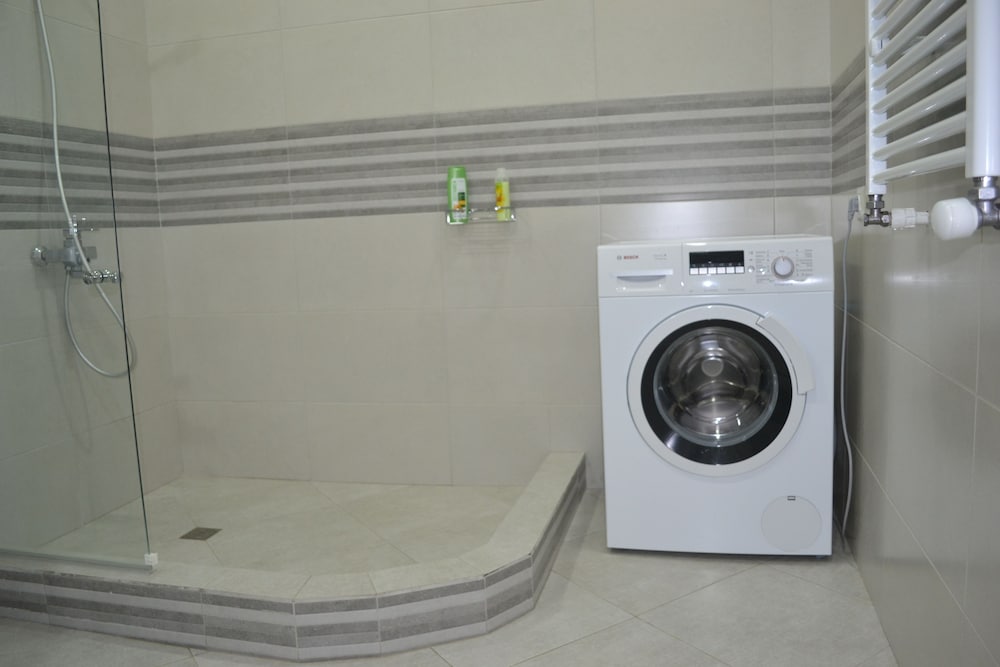 Photo 52