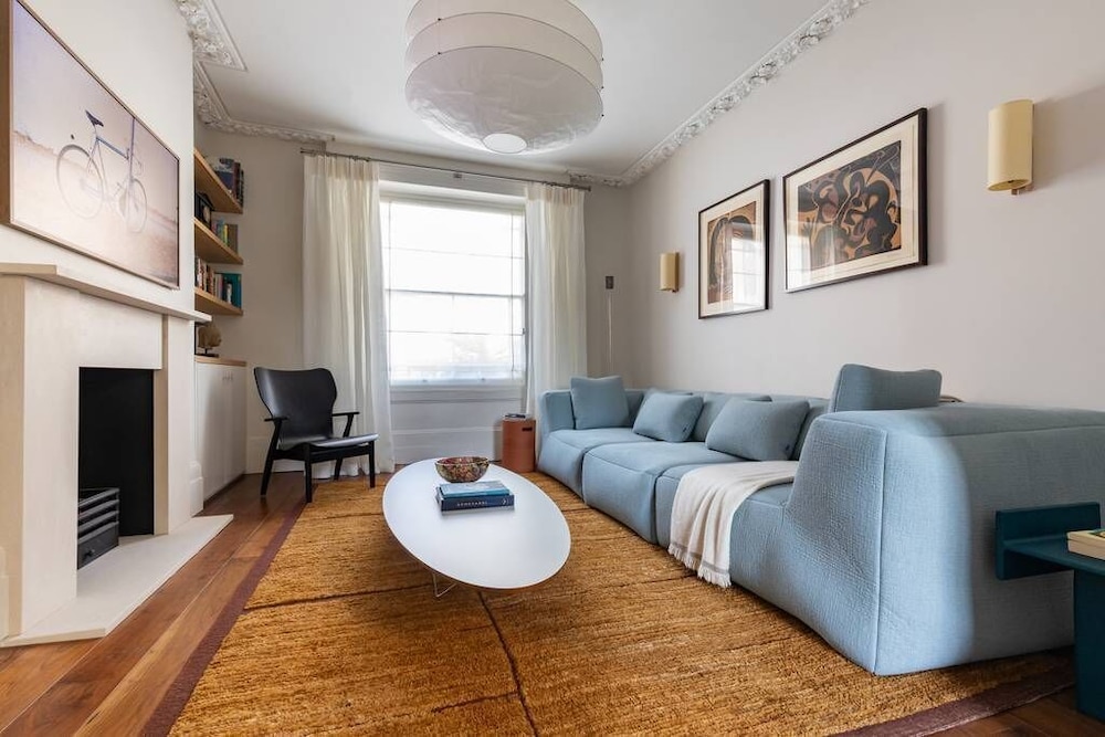 Albert Street V by Onefinestay