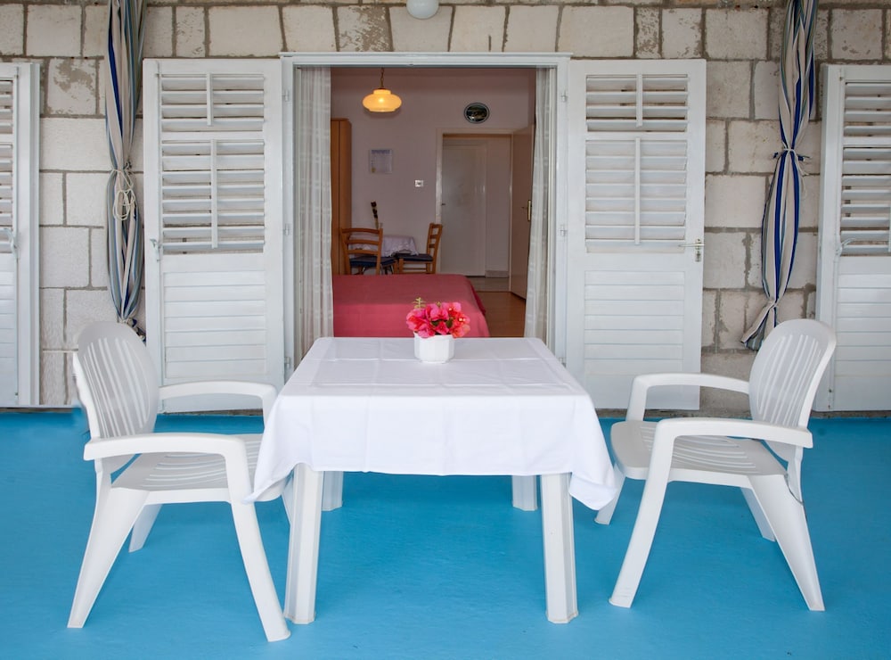 Apartments Toplak