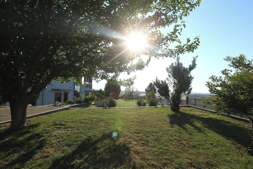 Villa Erytha - Serene Retreat With Views Garden