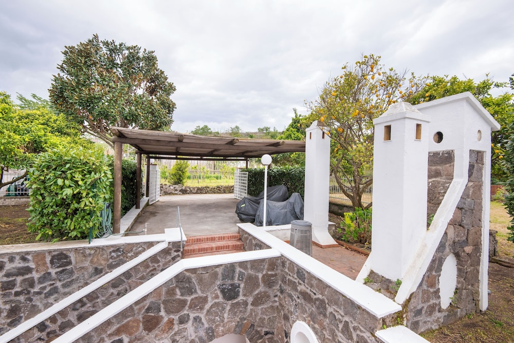 Il Lauro Luxury Villa Ischia view 4