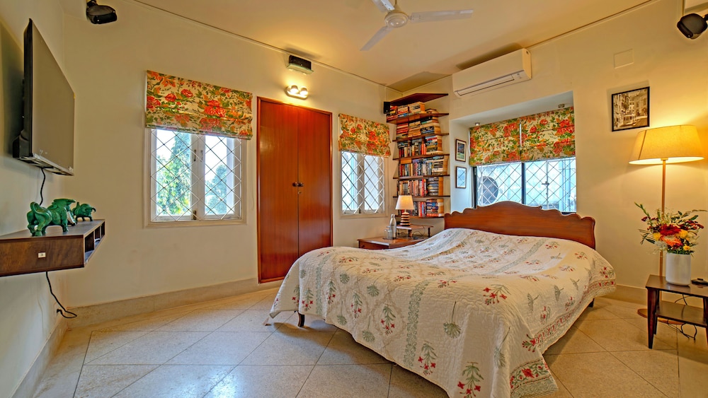 Yellowbrick-Calcutta's Freshest BnB