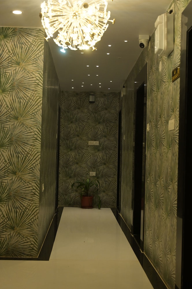 Hotel SLR Grand Haven