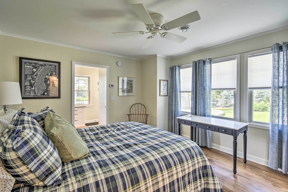 Ephraim Home w/ Yard - Walk to Lake Michigan! view 4