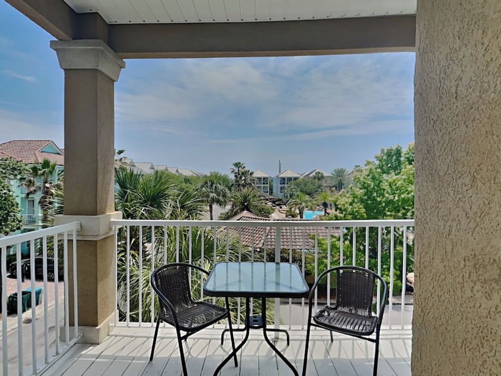 Sunny Beach by Southern Vacation Rentals