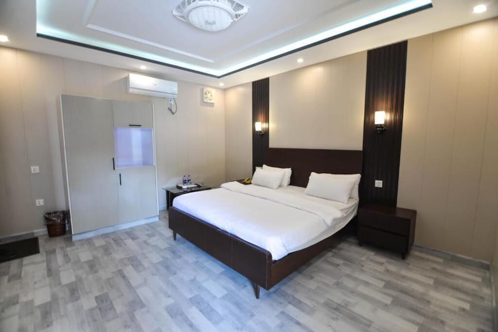 D-Cozy Resort