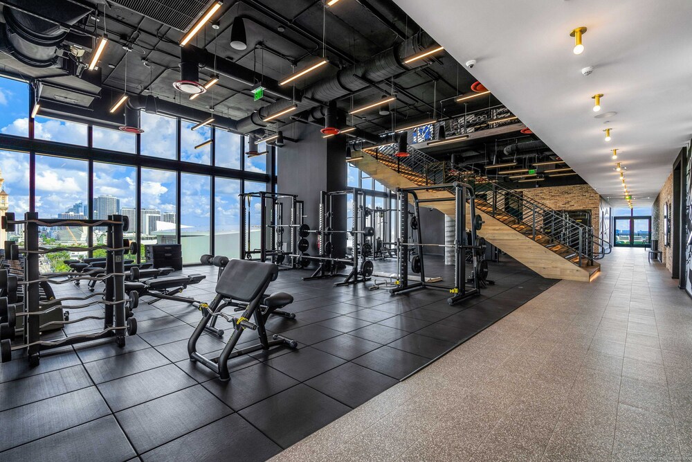 Beautiful Studio Near Bayfront Park