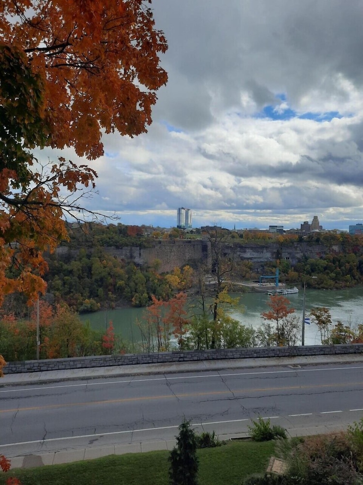 Niagara Grandview Boutique hotel