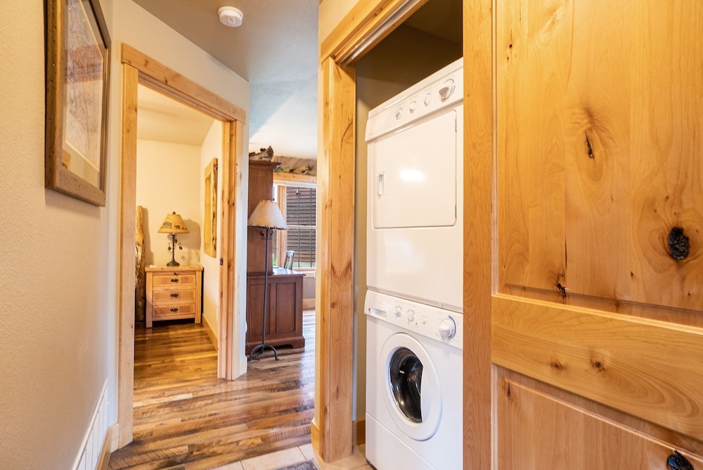 Solitude Condos - Estes Park CO