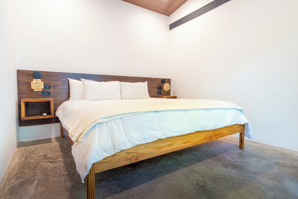 Mandala Ojochal Boutique Resort & Retreat Center