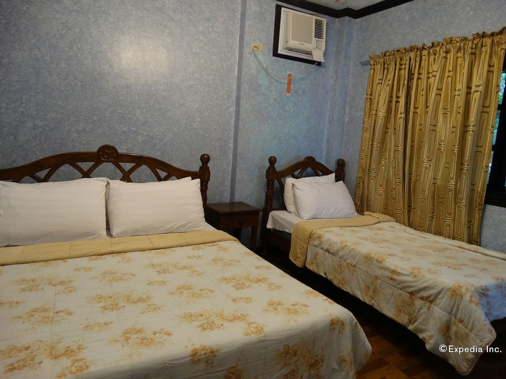 Alona Tropical Beach Resort
