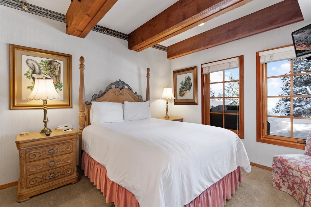 Stag Lodge at Deer Valley Resort - Three Bedroom Residence with Spa #5 3 Condo