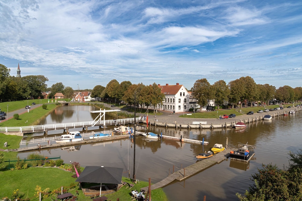 Doppelhaushalfte Directly From Hafen von Tonning