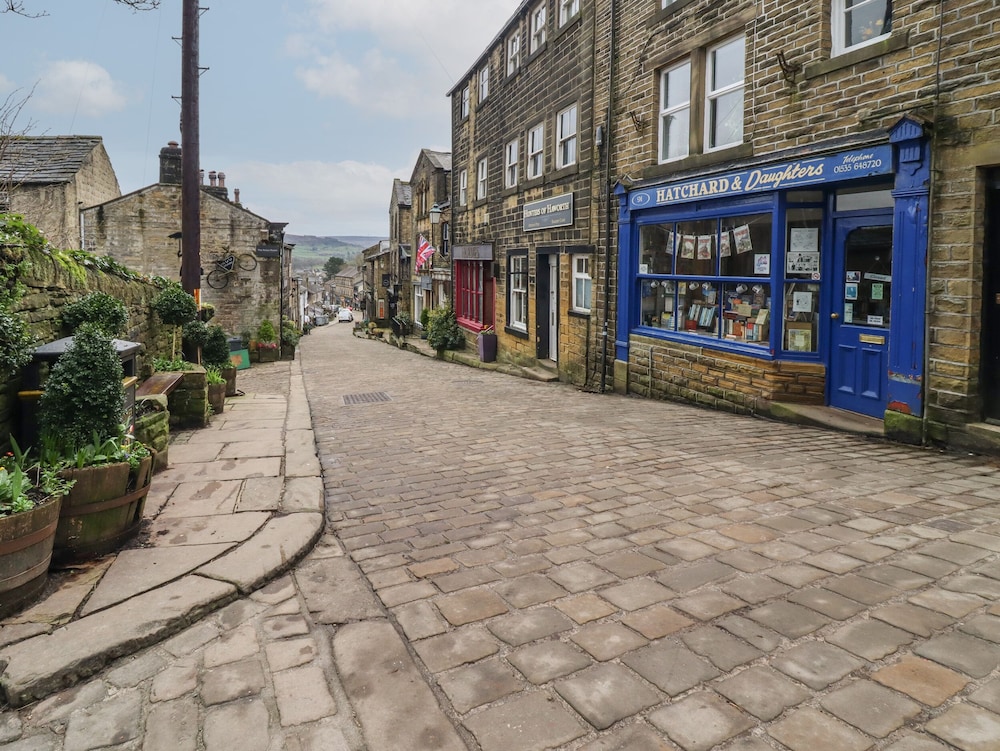Main Street View
