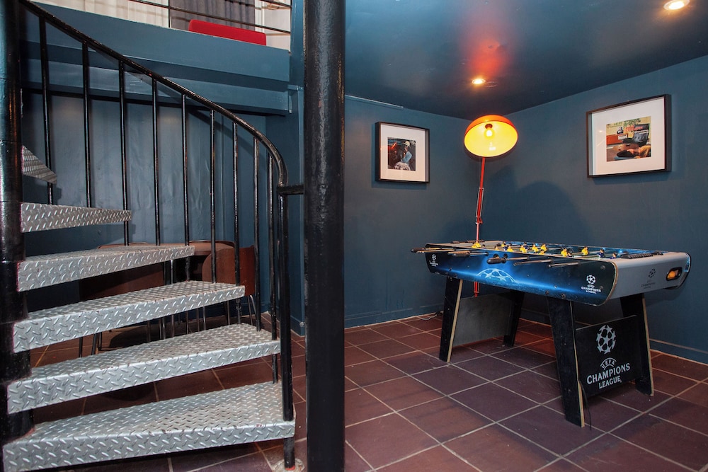 higgihaus 107 Sleeps 4 Monday - Friday