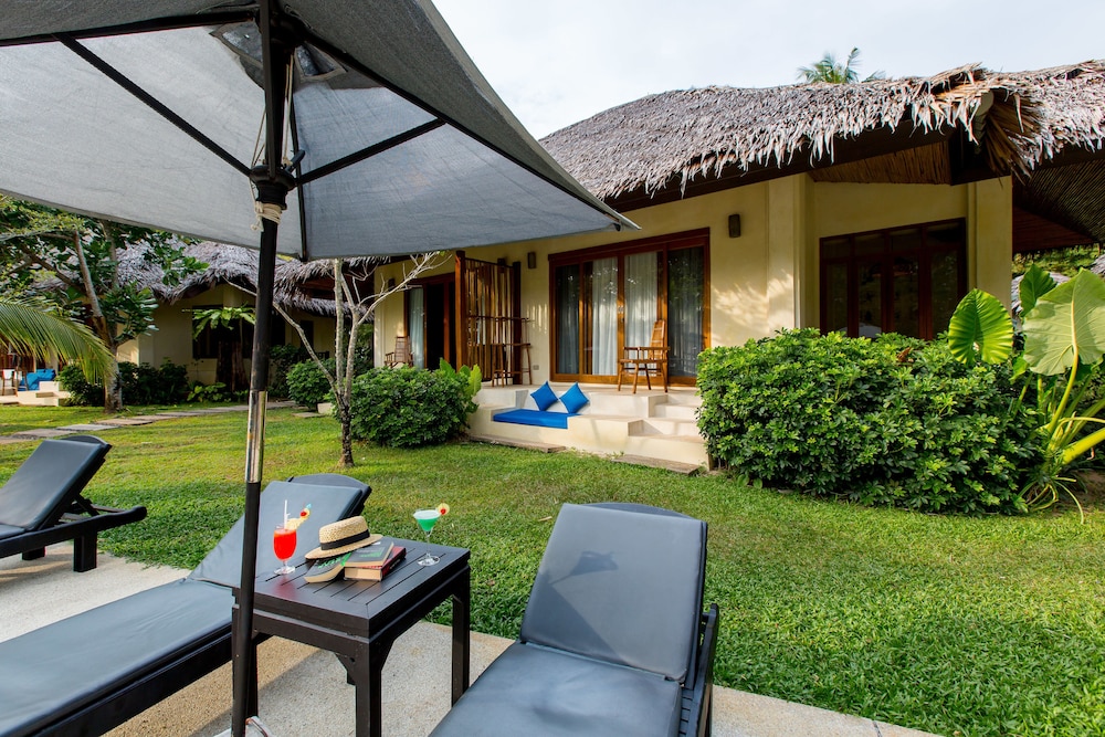 Bangsak Village - Adults Only
