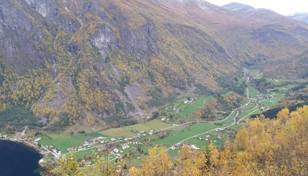 Photo 20