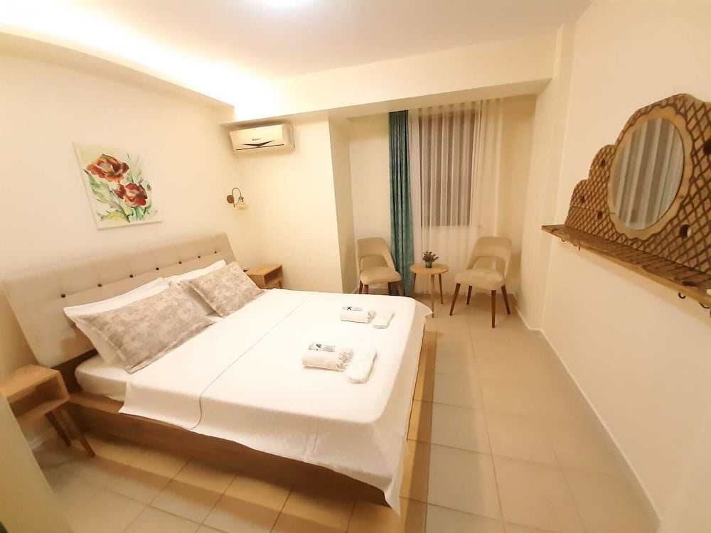 Delos Otel