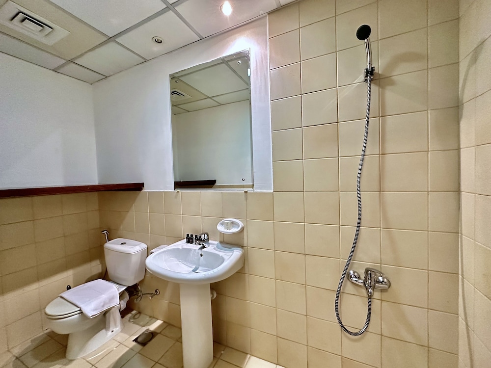Lux BnB Executive Tower Business Bay