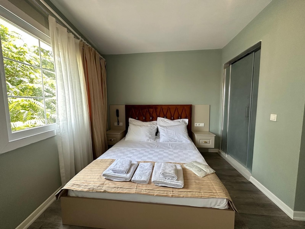 St945 Palas Otel - Image 11