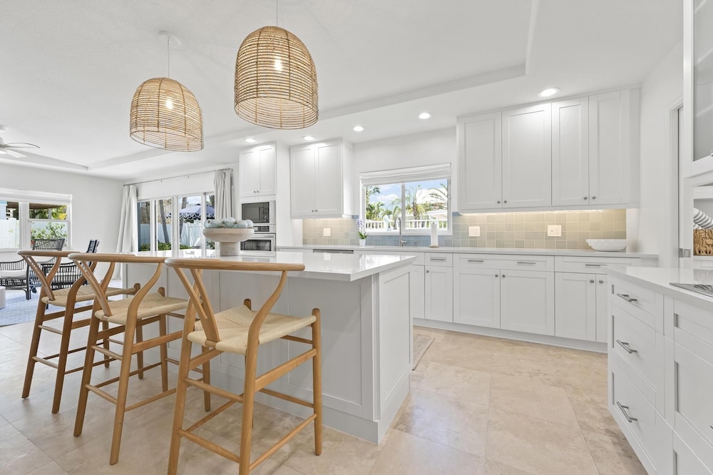 Latitude Adjustment Ami 3 Bedroom Home