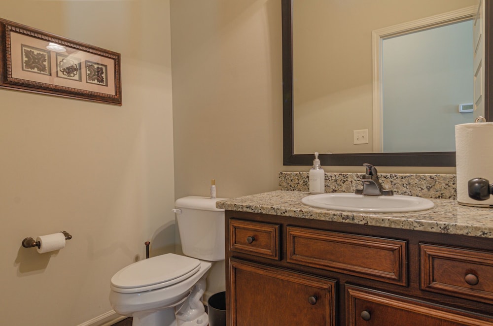 Serene Family Hideaway 4Br w Pool Table