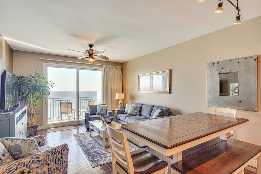 Beachfront Panama City Condo: Walk to Pier Park!