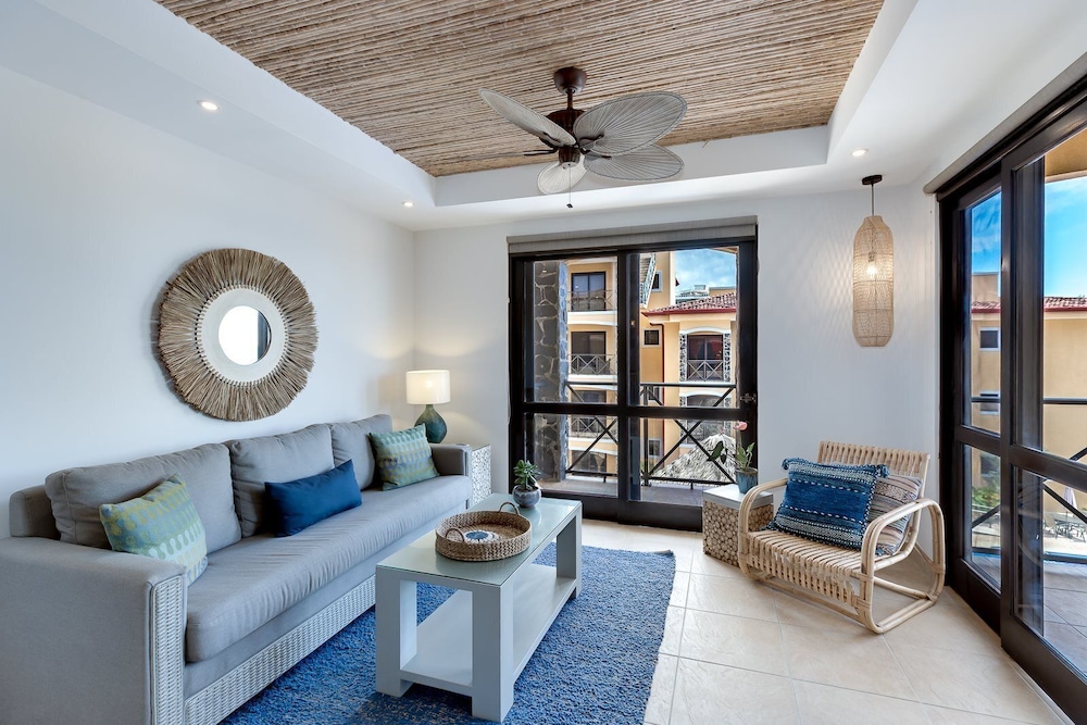 Amazing Seaside Penthouse With Rooftop Terrace view 5