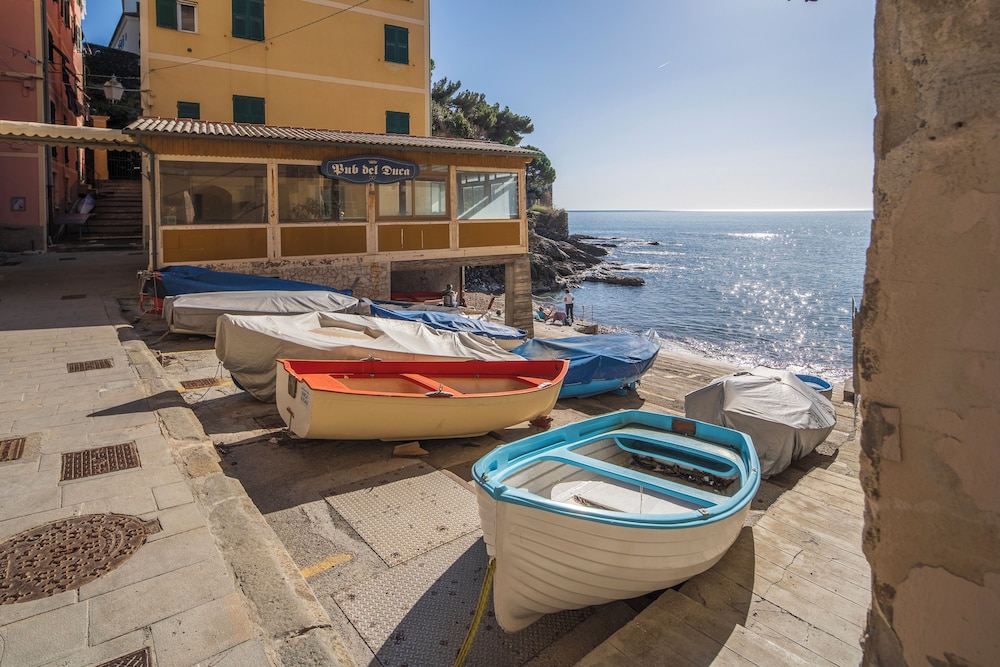 Green Home Seaside Parking Wifi Ac Genova