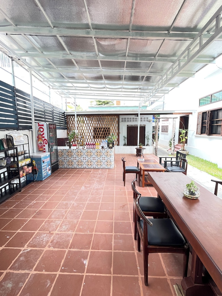 URBAN ANGKOR VILLA