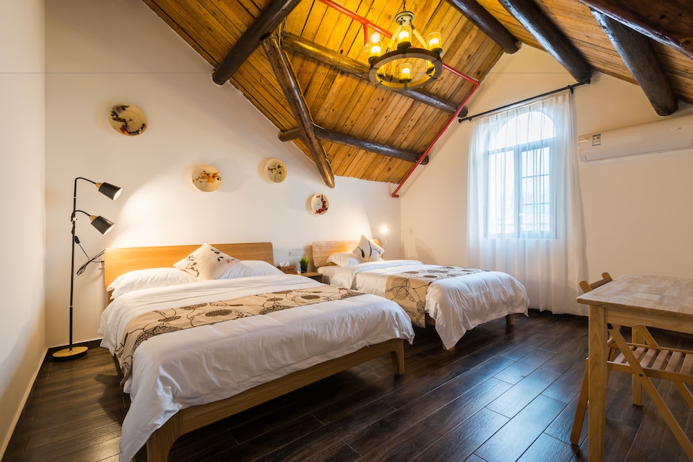 Shanghai HUA XI SHUI XIE Guesthouse