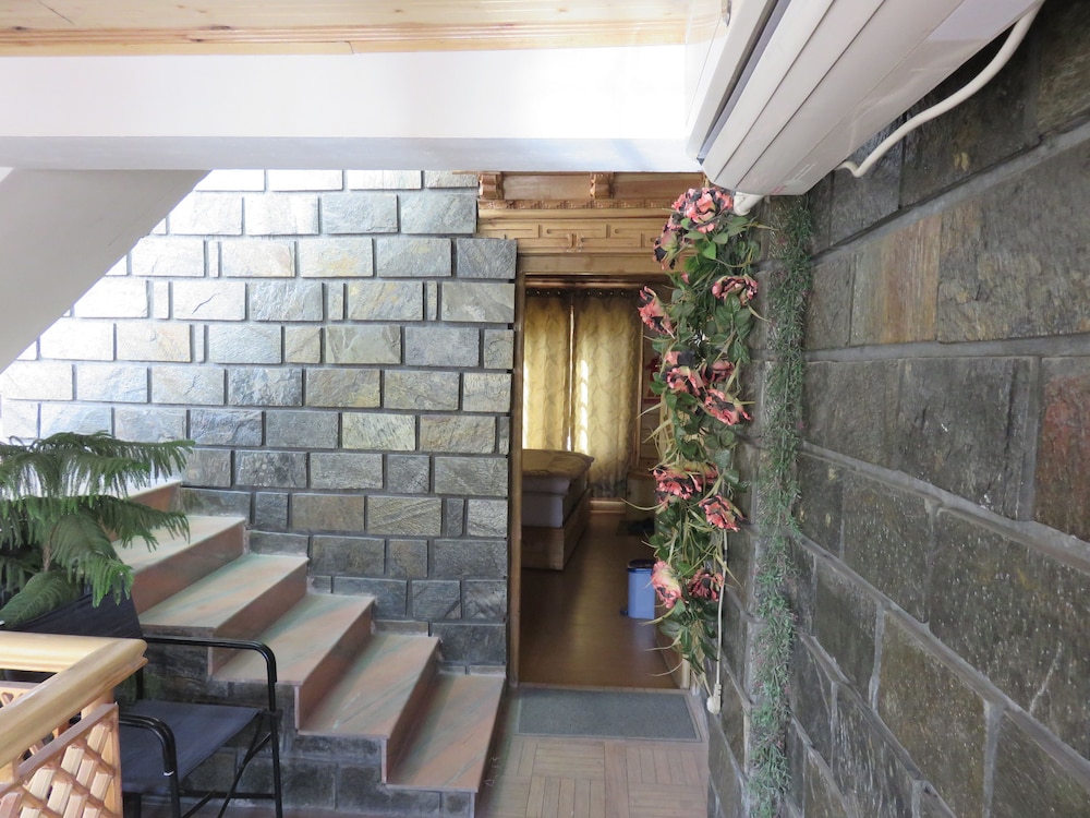 Photo 18