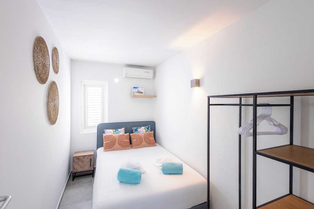 Coral Estate Holidays