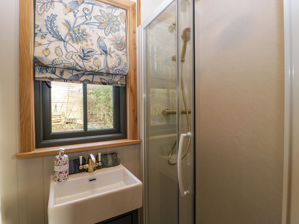 Evendine Hut @ Evendine Cottage