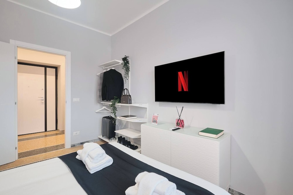 Colosseo-san Giovanni, New Apartment Wi-fi & A-C