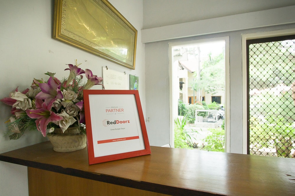 RedDoorz near Rumah Sakit Baptis Kediri view 4