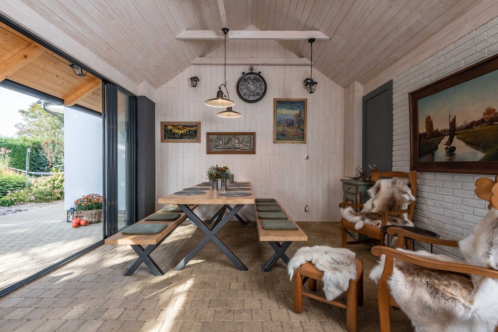 Chalet in Roprachtice Near Ski Slopes