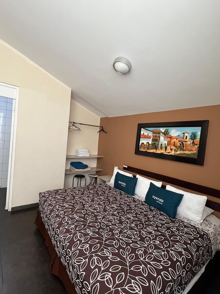 Wasi Airport Lima B&B
